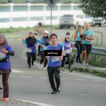 Runner Photo 8331786