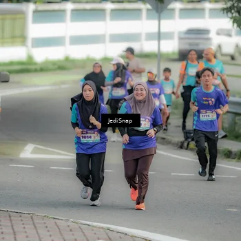 Runner Photo 8331789