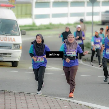 Runner Photo 8331794