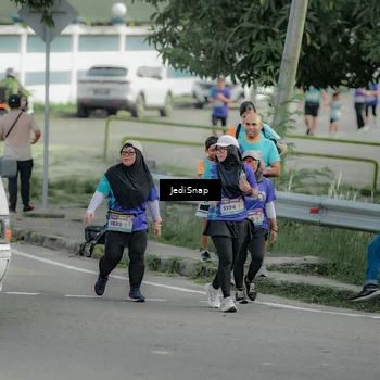 Runner Photo 8331833