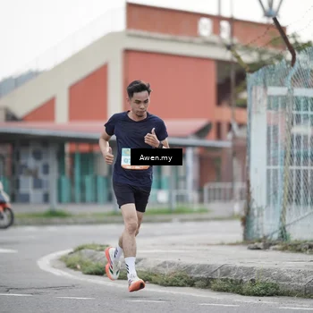 Runner Photo 8331860