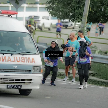 Runner Photo 8331861