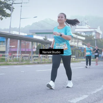 Runner Photo 8331900