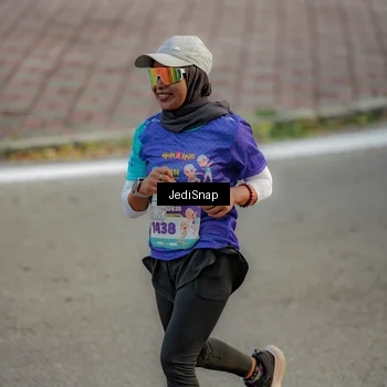 Runner Photo 8331901