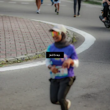 Runner Photo 8331917