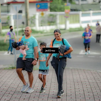 Runner Photo 8331921