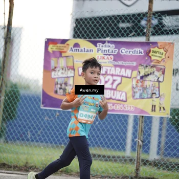 Runner Photo 8331942