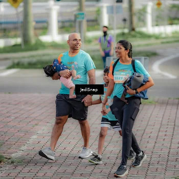 Runner Photo 8331957