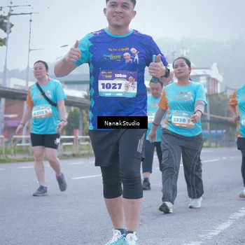 Runner Photo 8331965