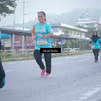Runner Photo 8332010