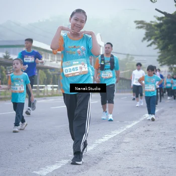 Runner Photo 8332045