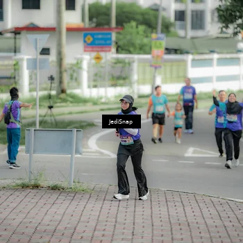 Runner Photo 8332047