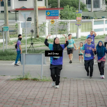 Runner Photo 8332050