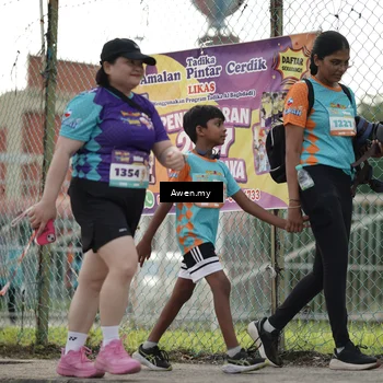 Runner Photo 8332051