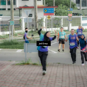 Runner Photo 8332068