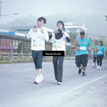 Runner Photo 8332070