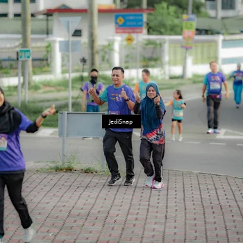 Runner Photo 8332081
