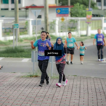 Runner Photo 8332097