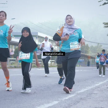 Runner Photo 8332114