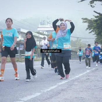 Runner Photo 8332116