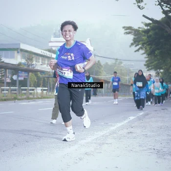 Runner Photo 8332130