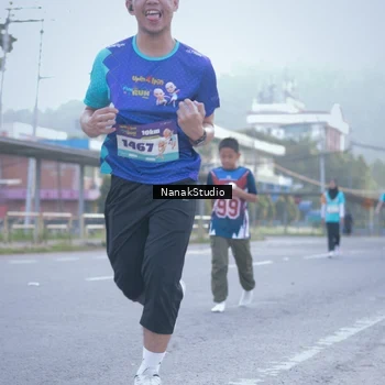 Runner Photo 8332133