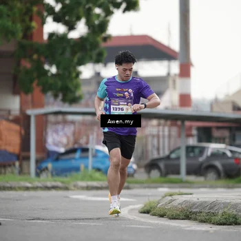 Runner Photo 8332159