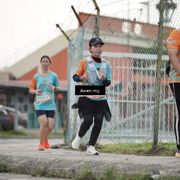 Runner Photo 8332200
