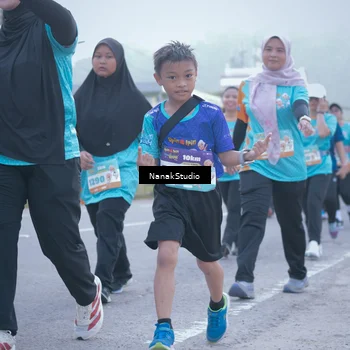 Runner Photo 8332219