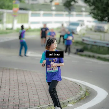 Runner Photo 8332220
