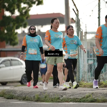 Runner Photo 8332239