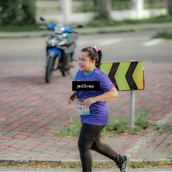 Runner Photo 8332292