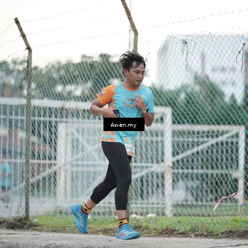 Runner Photo 8332330
