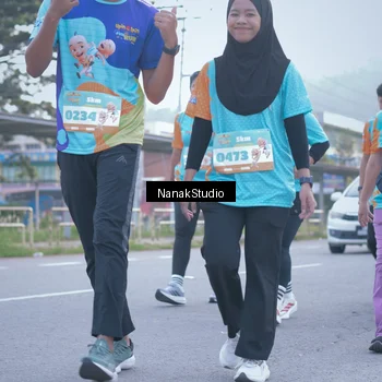 Runner Photo 8332341