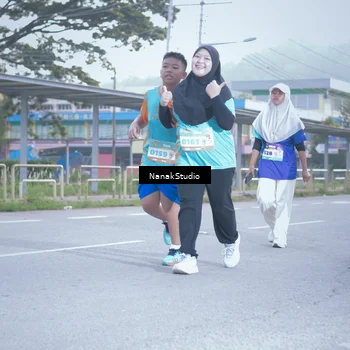 Runner Photo 8332381
