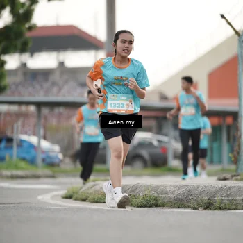 Runner Photo 8332398