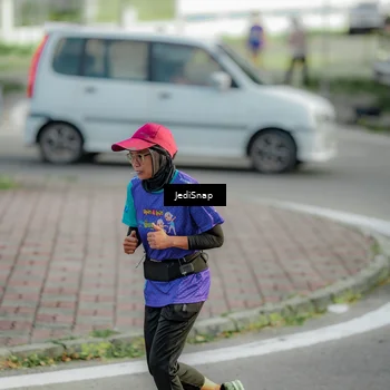 Runner Photo 8332402