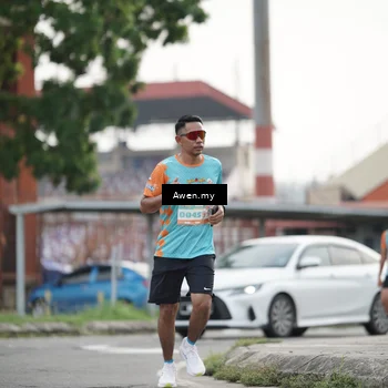 Runner Photo 8332445