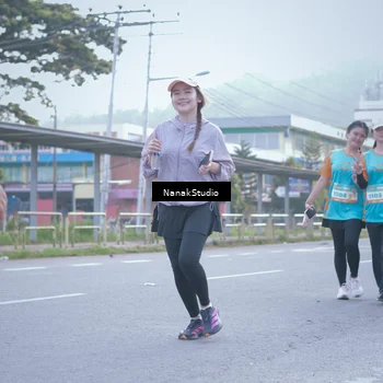 Runner Photo 8332447
