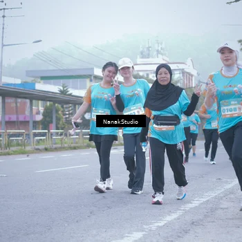 Runner Photo 8332448