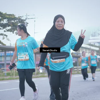 Runner Photo 8332454