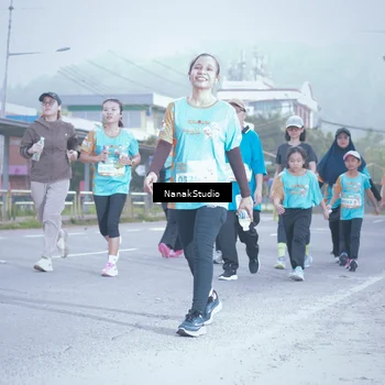 Runner Photo 8332489