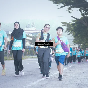 Runner Photo 8332499