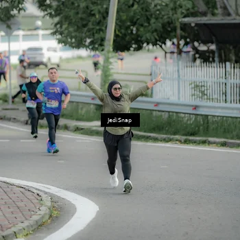 Runner Photo 8332516