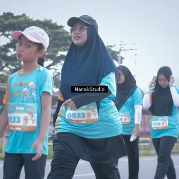 Runner Photo 8332521