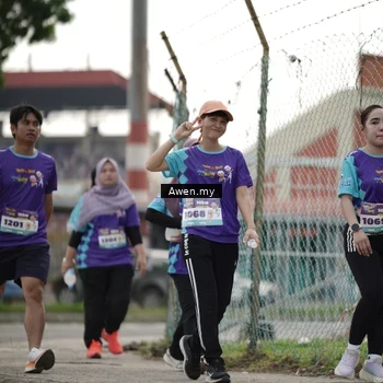 Runner Photo 8332542