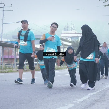 Runner Photo 8332559