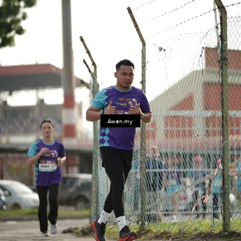 Runner Photo 8332592