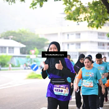 Runner Photo 8332603