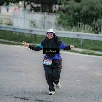 Runner Photo 8332612